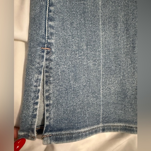 Express Women's Mid Rise Medium Wash Skyscraper Jeans size 2R - Picture 9 of 9